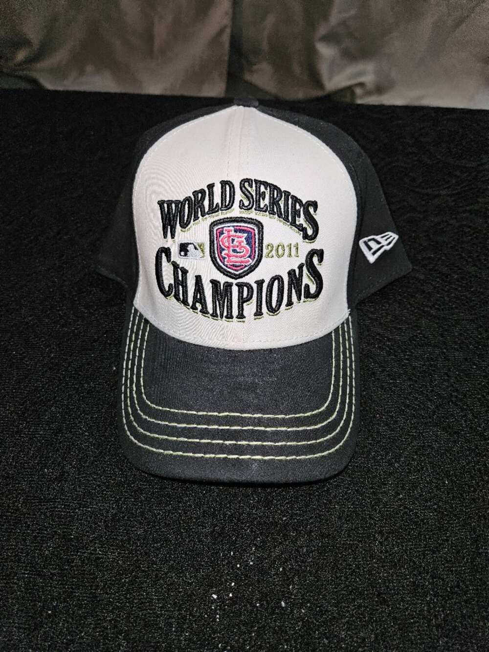 NWOT StL Cardinals 2011 World Series Champions Baseball Cap